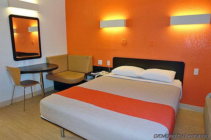 Motel 6-San Antonio, Tx - West Seaworld Eksteriør billede